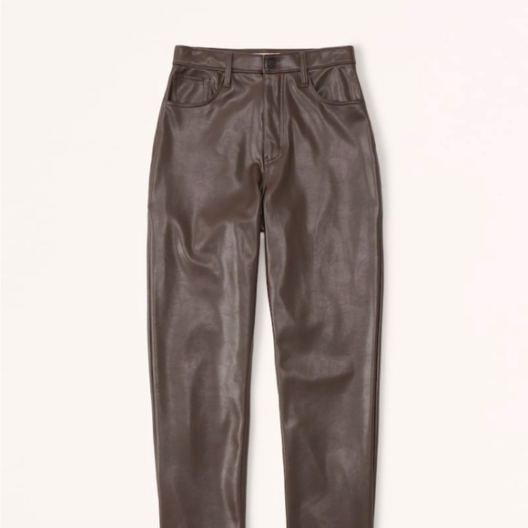 Curve Love Vegan Leather 90’s straight pant - Picture 3 of 4